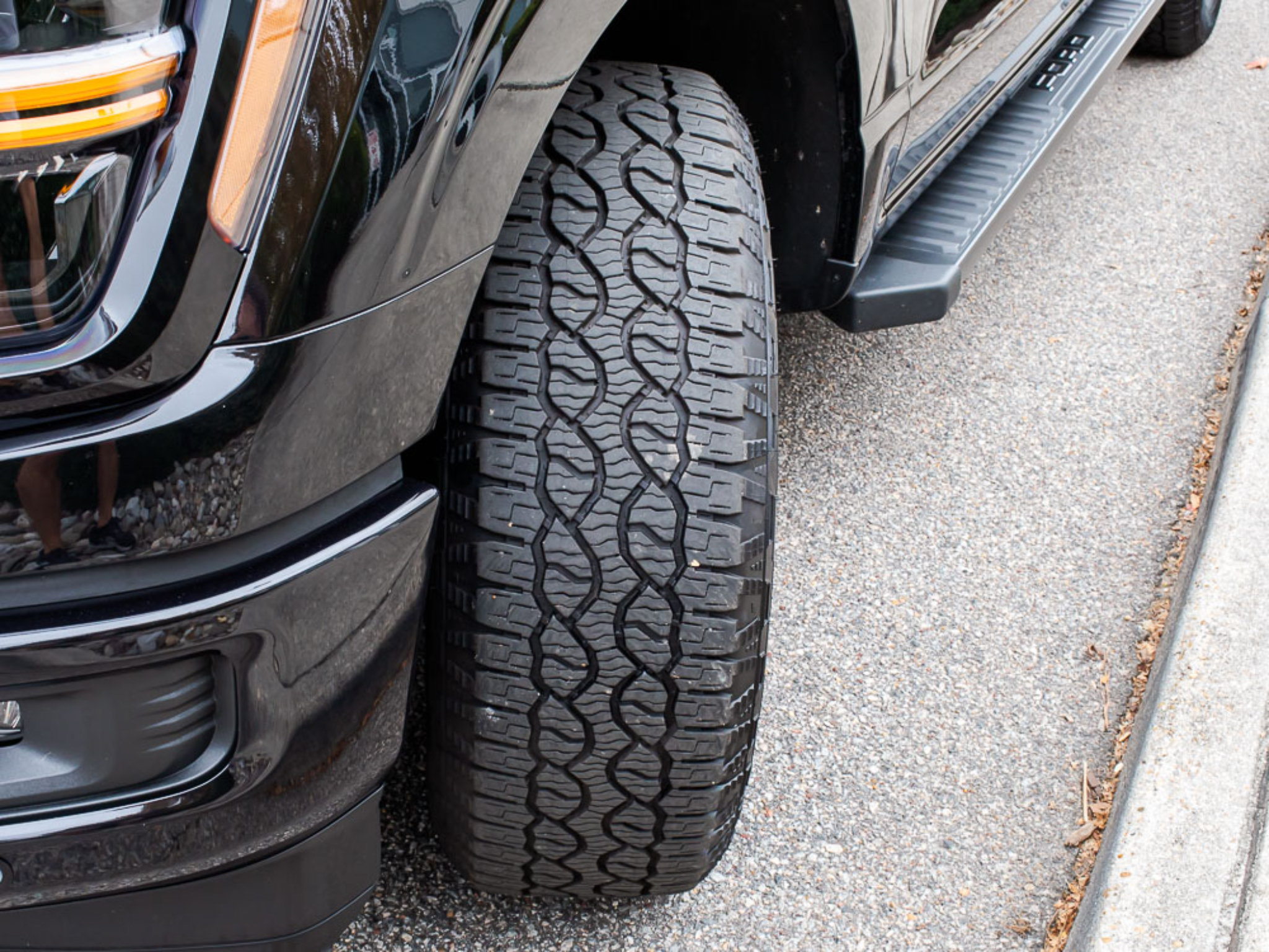 Used 2026 Ford F150 XLT w/ Equipment Group 302A MID AWD/4WD image 9