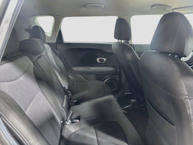 Used 2017 Kia Soul + FWD image 21