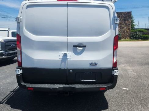 Used 2016 Ford Transit 250 130 Low Roof RWD image 17