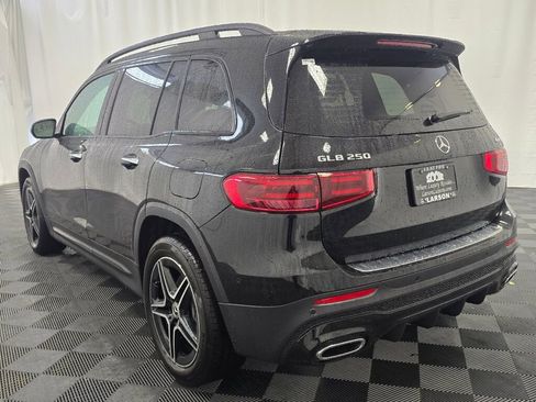 New 2026 Mercedes-Benz GLB 250 4MATIC image 4