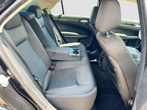 Used 2023 Chrysler 300 Touring w/ Sport Appearance Package RWD image 25