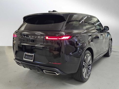 New 2026 Land Rover Range Rover Sport SE AWD/4WD image 5
