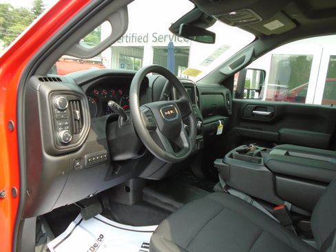 New 2025 GMC Sierra 3500 Pro w/ Convenience Package image 16