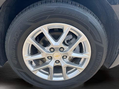 Used 2022 Chevrolet Equinox LT FWD image 12