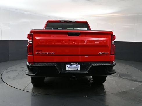 Used 2024 Chevrolet Silverado 1500 ZR2 AWD/4WD image 4