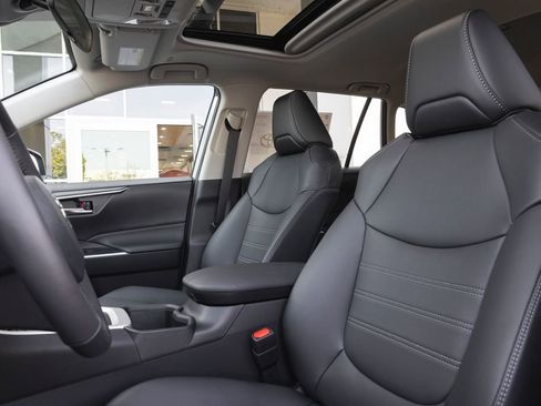 New 2025 Toyota RAV4 XLE Premium image 7