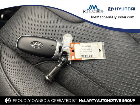 Certified 2025 Hyundai Palisade Limited image 40