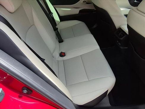 Used 2025 Lexus ES 350 w/ Premium Package FWD image 19