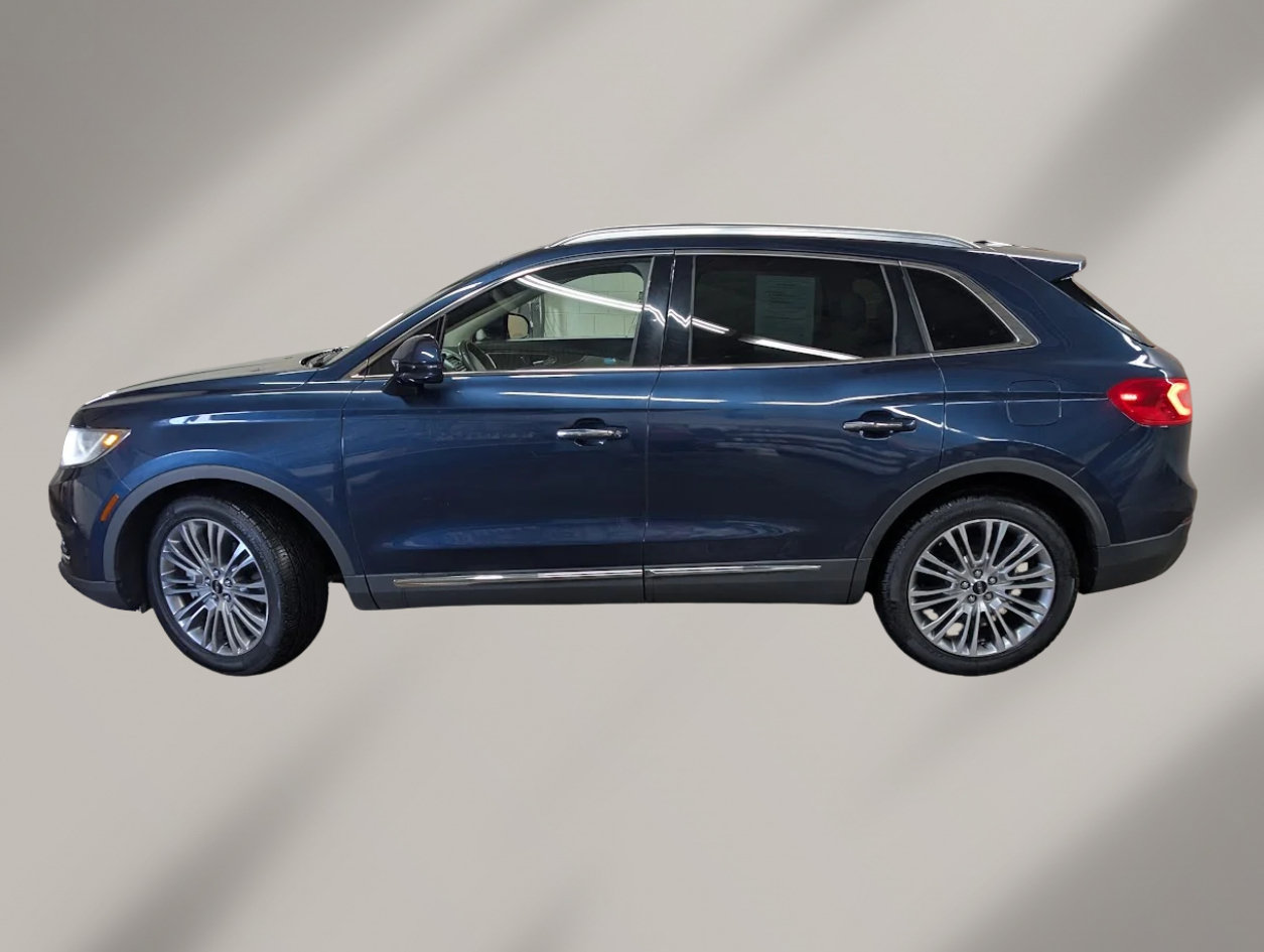 Used 2017 Lincoln MKX Reserve w/ Lincoln MKX Climate Package AWD/4WD image 3