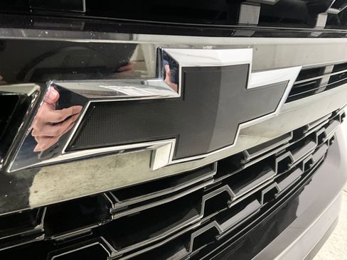 Used 2021 Chevrolet Tahoe Z71 image 25