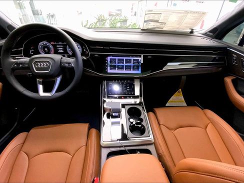 New 2025 Audi Q7 3.0T Prestige w/ Prestige Package image 5