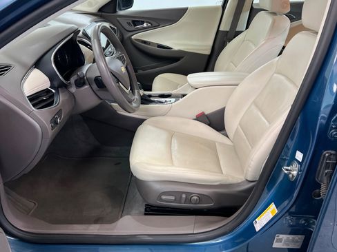Used 2024 Chevrolet Malibu LT FWD image 17