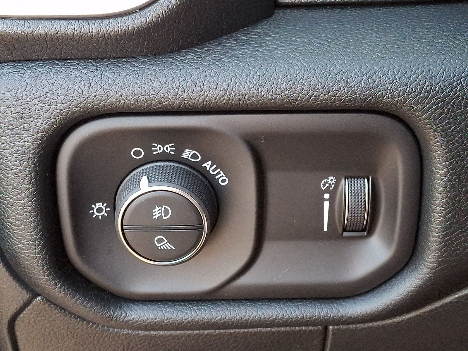 Used 2022 RAM 1500 Big Horn AWD/4WD image 26