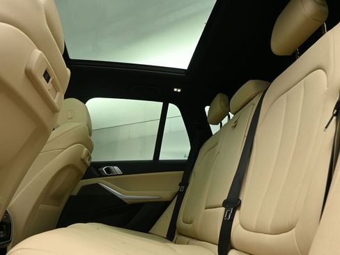 Used 2021 BMW X5 sDrive40i w/ Convenience Package image 14