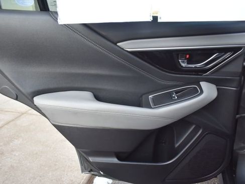 Used 2022 Subaru Outback Limited image 37
