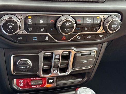 Used 2023 Jeep Wrangler Unlimited Rubicon 4xe w/ Safety Group image 22