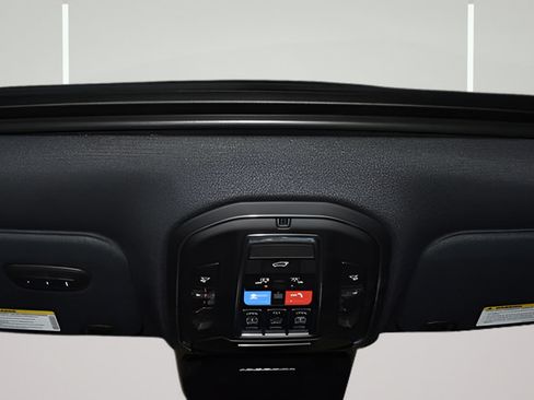 New 2026 Jeep Cherokee Limited AWD/4WD image 18
