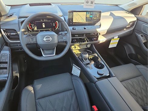 New 2026 Nissan Rogue Platinum w/ Platinum Premium Package image 11