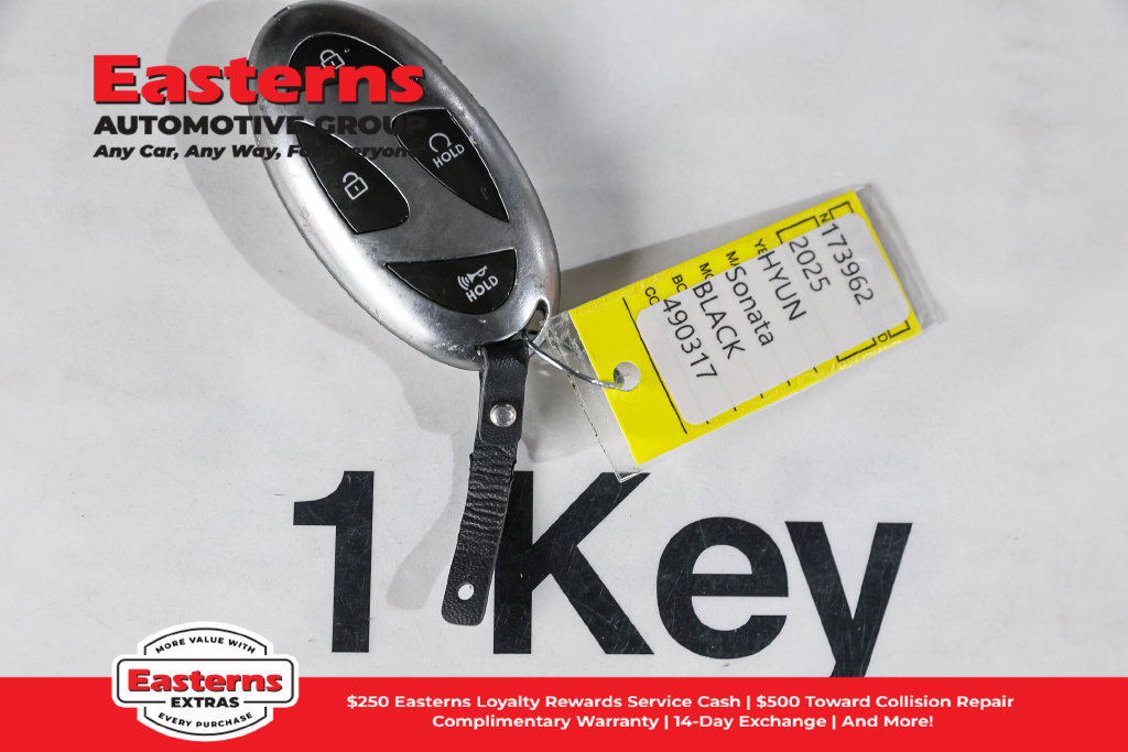 Used 2025 Hyundai Sonata SEL FWD image 27