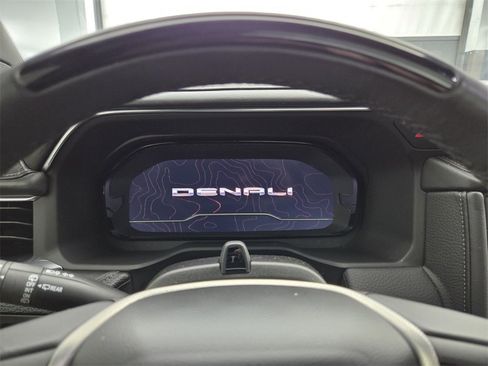 Used 2023 GMC Yukon Denali w/ Advanced Technology Package image 35