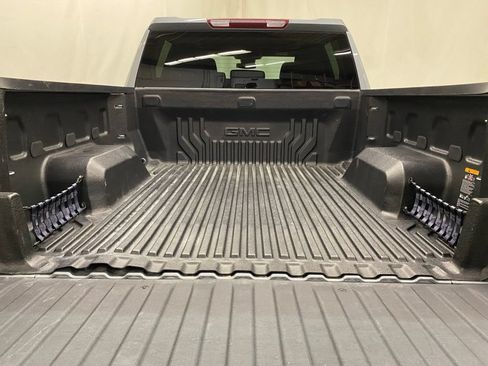 Used 2024 GMC Sierra 1500 Elevation AWD/4WD image 8