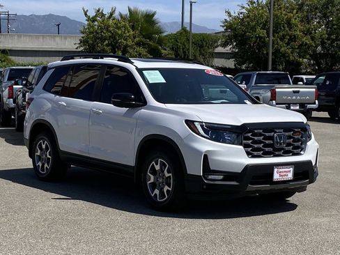 Used 2023 Honda Passport TrailSport image 45