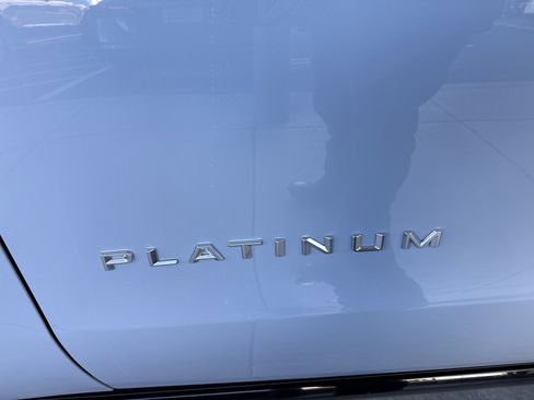 Certified 2025 Ford Expedition Max Platinum image 8