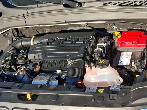 Used 2023 Jeep Renegade Trailhawk image 29