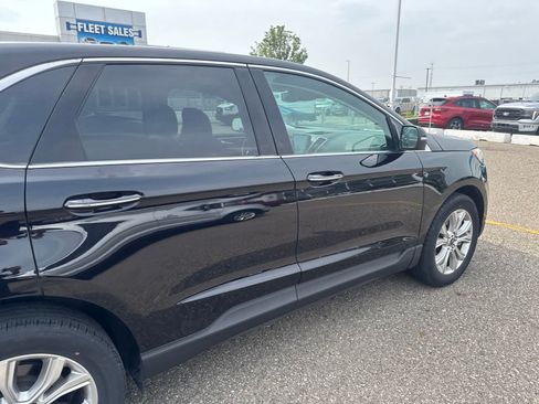 Used 2024 Ford Edge Titanium AWD/4WD image 12