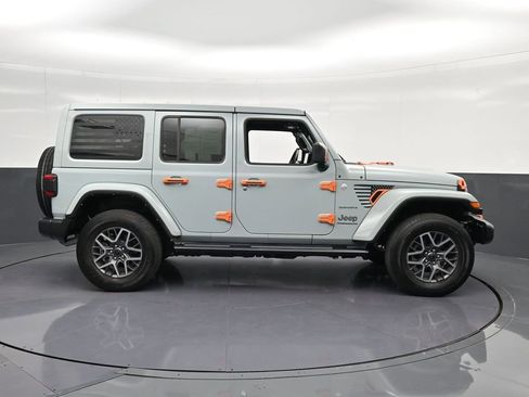 Used 2024 Jeep Wrangler Unlimited Sahara w/ Safety Group AWD/4WD image 4
