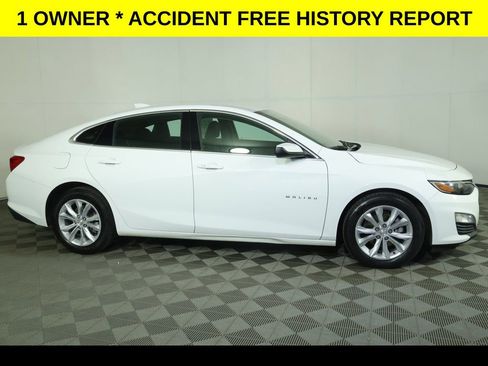 Used 2024 Chevrolet Malibu LT FWD image 2