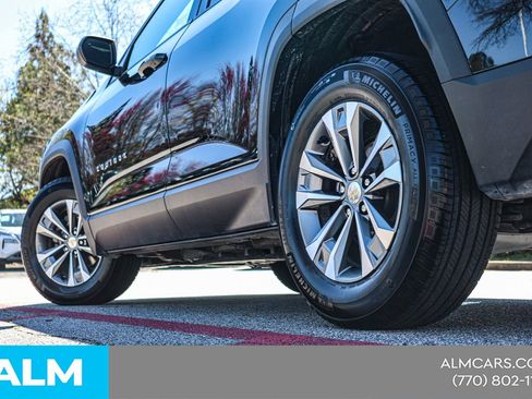 Used 2025 Chevrolet Equinox LT image 16