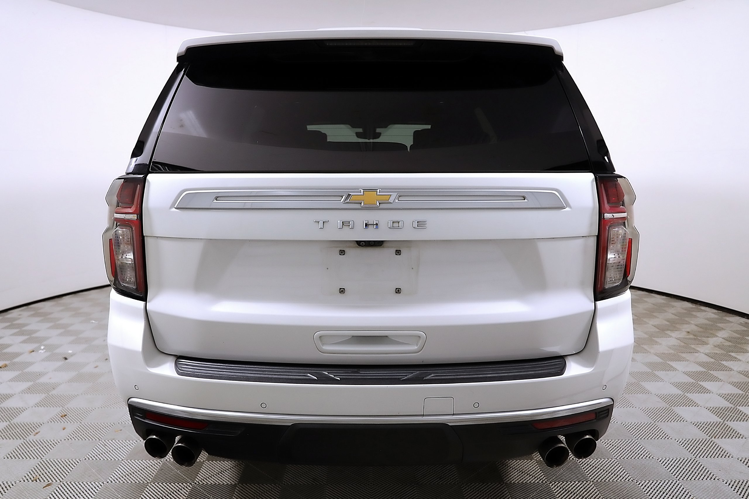 Used 2021 Chevrolet Tahoe High Country w/ Premium Package AWD/4WD image 7