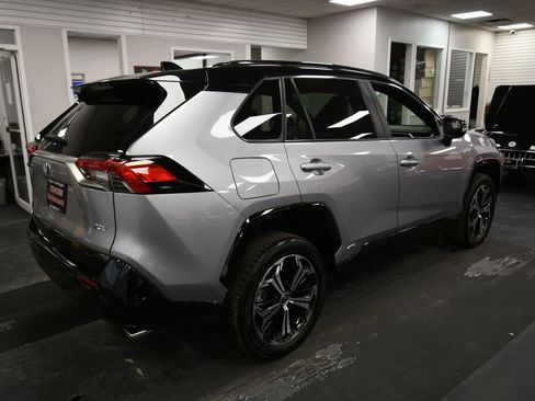 Used 2024 Toyota RAV4 XSE w/ Weather Package image 8