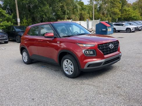 New 2026 Hyundai Venue SE image 9