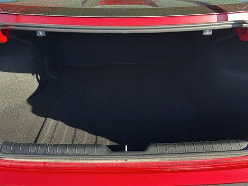 Used 2025 Kia K4 LXS image 33