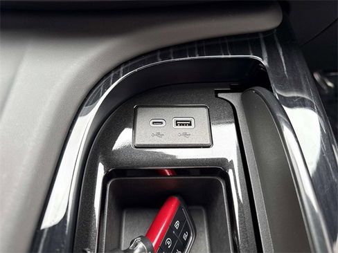 Used 2024 Cadillac Escalade V image 28