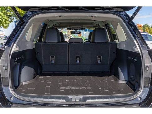 Used 2024 Subaru Forester Touring w/ Convenience Package image 15