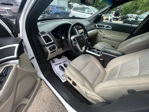 Used 2013 Ford Explorer XLT AWD/4WD image 5