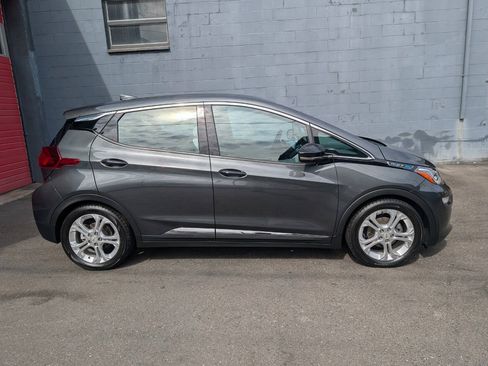 Used 2020 Chevrolet Bolt LT FWD image 3