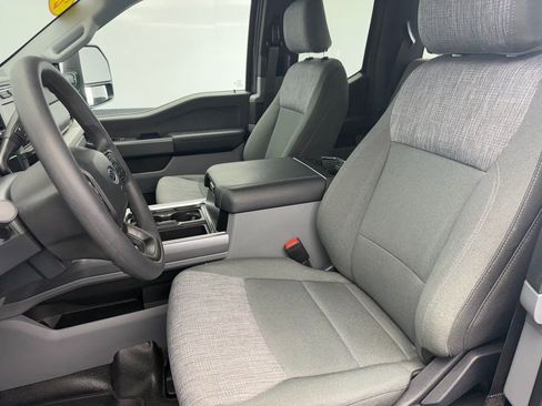 Used 2024 Ford F250 XLT image 53