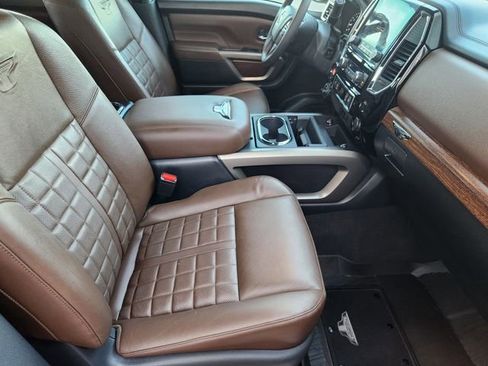 Used 2023 Nissan Titan Platinum Reserve w/ Moonroof Package image 11