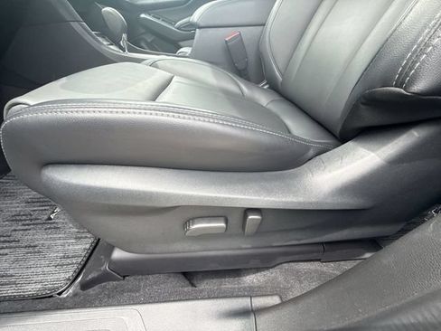 Used 2026 Subaru Ascent Premium AWD/4WD image 12