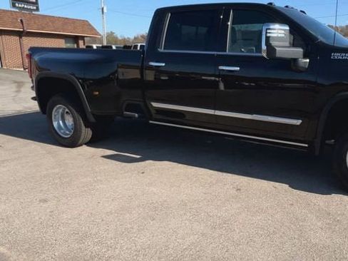 New 2025 Chevrolet Silverado 3500 High Country w/ Technology Package image 2