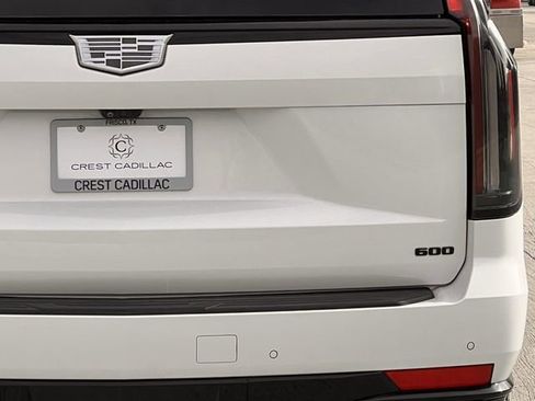 Used 2022 Cadillac Escalade ESV Sport Platinum w/ LPO, ONYX Package image 7