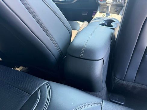 Used 2025 Ford Mustang GT Premium RWD image 34