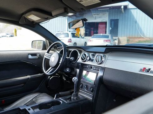 Used 2006 Ford Mustang GT image 32
