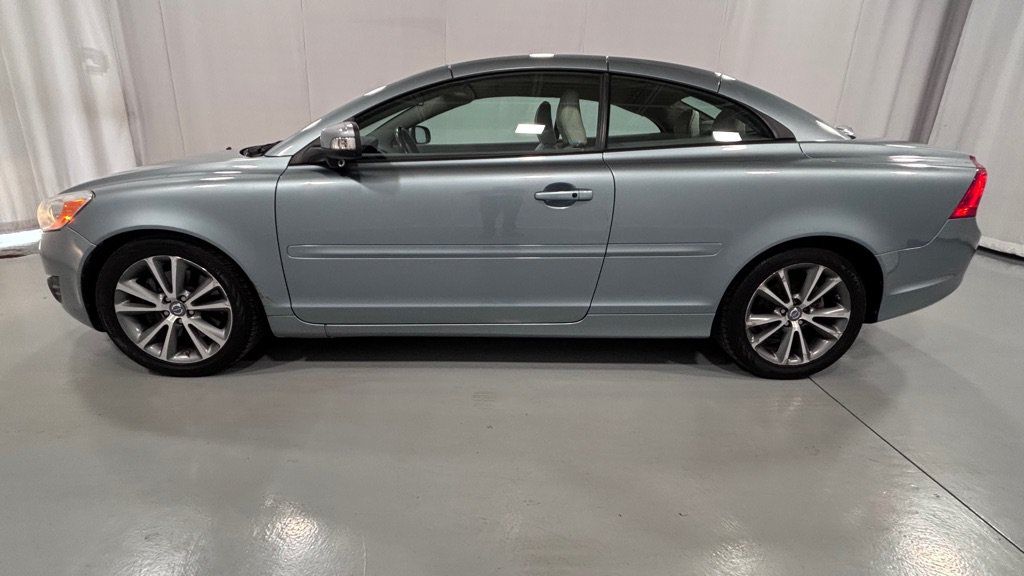 Used 2011 Volvo C70 T5 w/ Multimedia Pkg FWD image 8