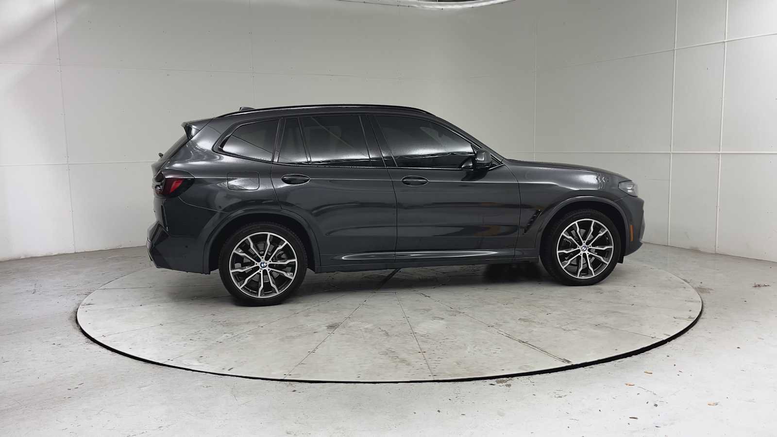 Used 2023 BMW X3 xDrive30i w/ M Sport Package AWD/4WD image 9