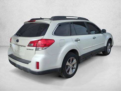 Used 2013 Subaru Outback 2.5i Limited w/ Special Appearance Pkg image 5